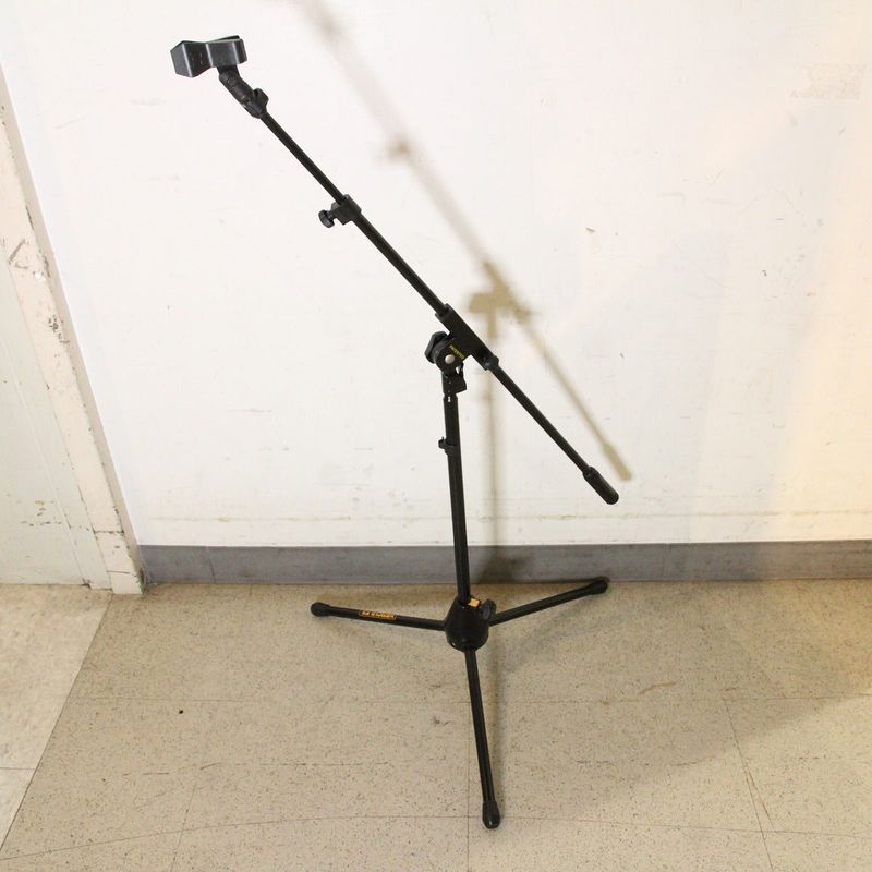 中古】HERCULES / MS540B LOW PROFILE TRIPOD MICROPHONE STAND W/BOOM