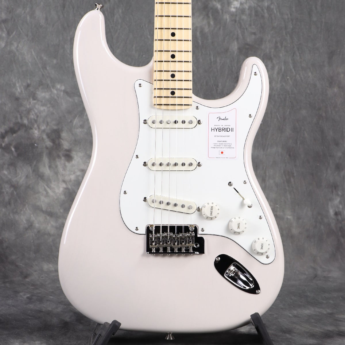 Fender / Made in Japan Hybrid II Stratocaster Maple Fingerboard US