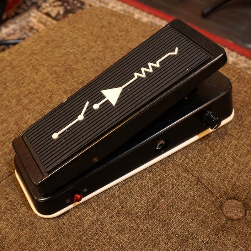 【中古】MXR / MC404 CAE Wah Pedal 【御茶ノ水本店FINEST GUITARS】