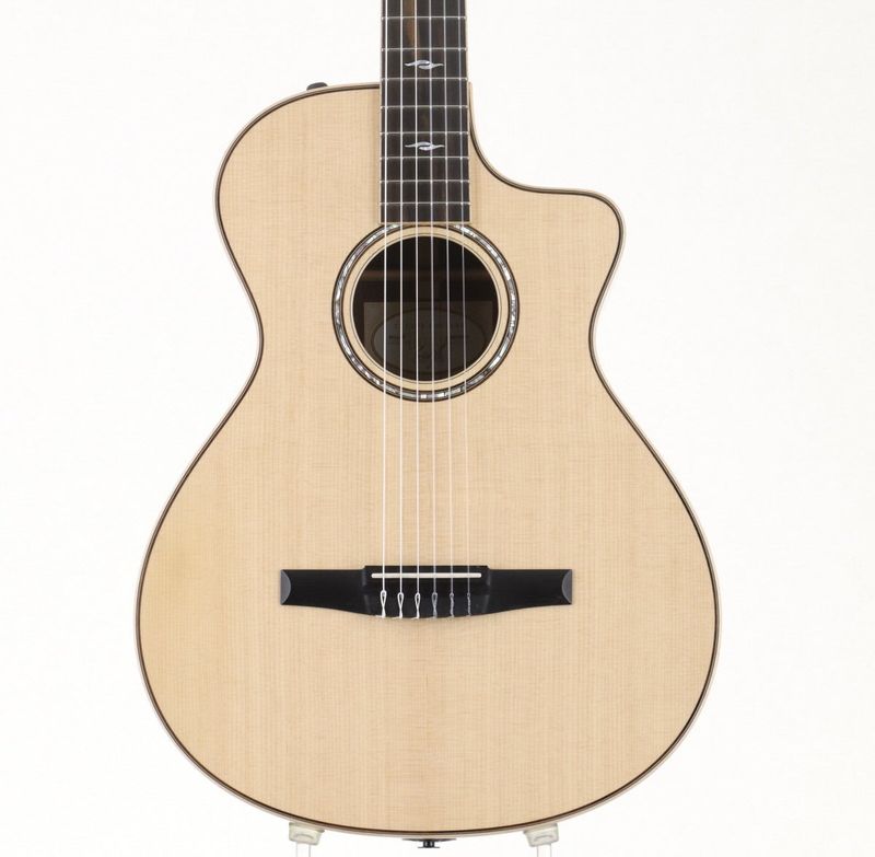 【中古】Taylor / 812ce-Nylon ES-N 2016年製【S/N:1104196011】【横浜店】