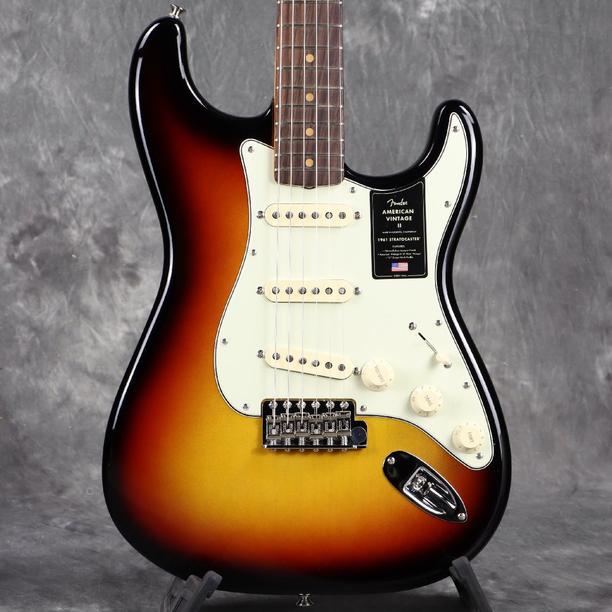 フェンダー　アメリカンビンテージII 1961 Fender 000000153834_aZ1lgwX.jpg