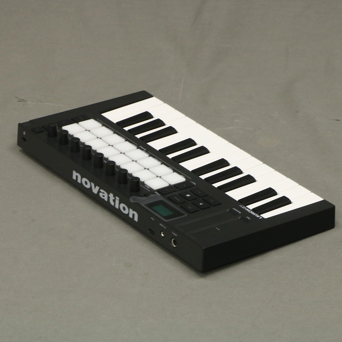 中古】 NOVATION / LAUNCHKEY MINI 25 MK4 【御茶ノ水本店】 | MIDI