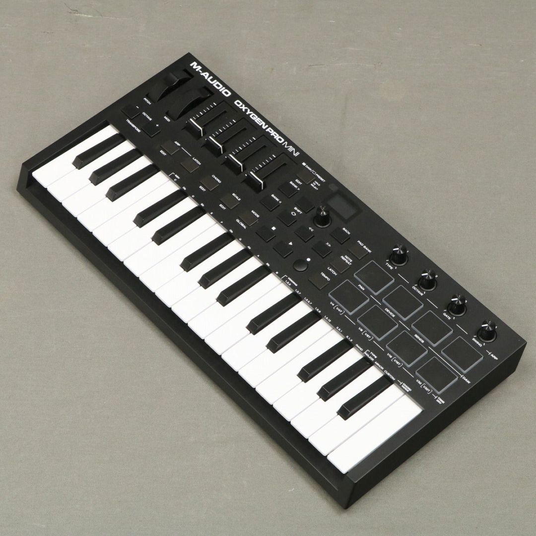 【ほぼ未使用品】M-AUDIO Oxygen Pro Mini 中古】 M-AUDIO / OXYGEN PRO MINI 【御茶ノ水本店】 | MIDIキーボード