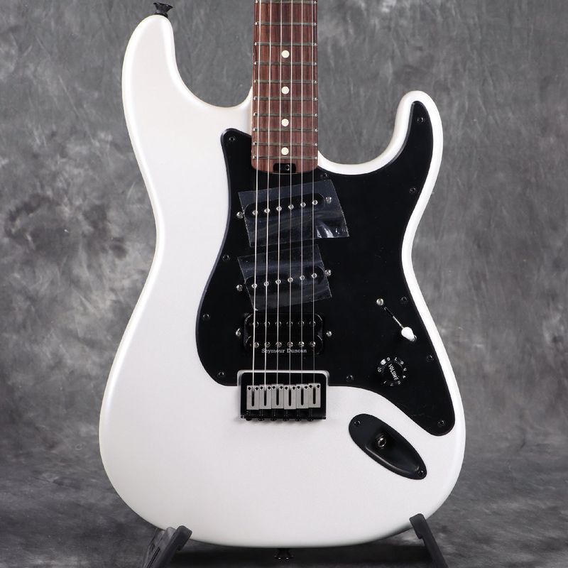 A.R.E. (ストラトキャスタータイプ × CHARVEL 他3条件)の検索結果
