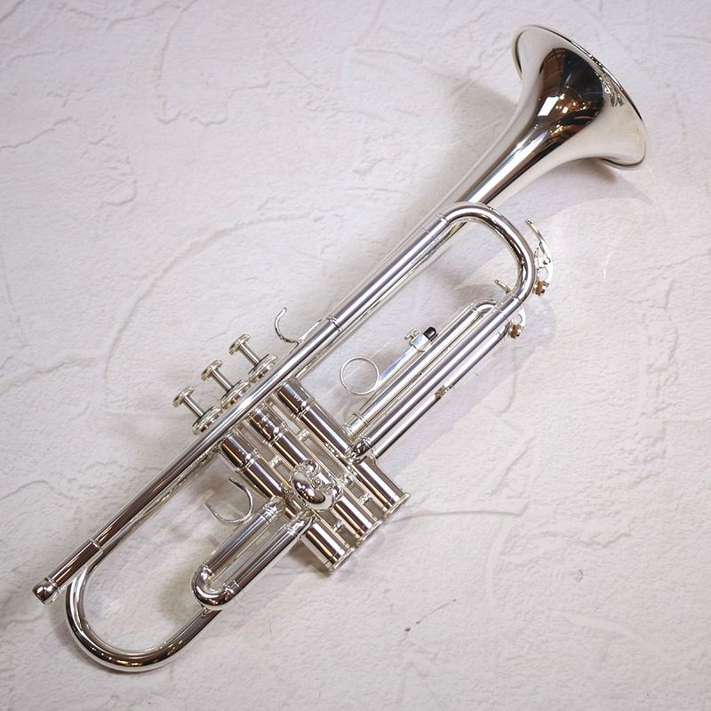 YAMAHA / YTR-2330S スタンダード トランペット 銀メッキ仕上 《出荷前