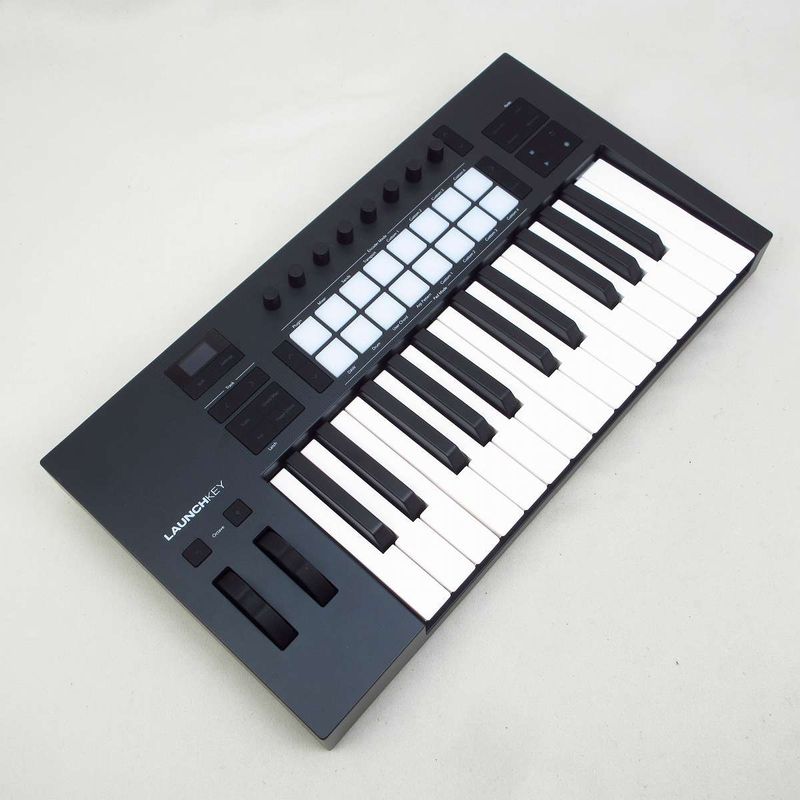 MIDIキーボード (NOVATION)の検索結果 | ギター、アコギ、管楽器などを