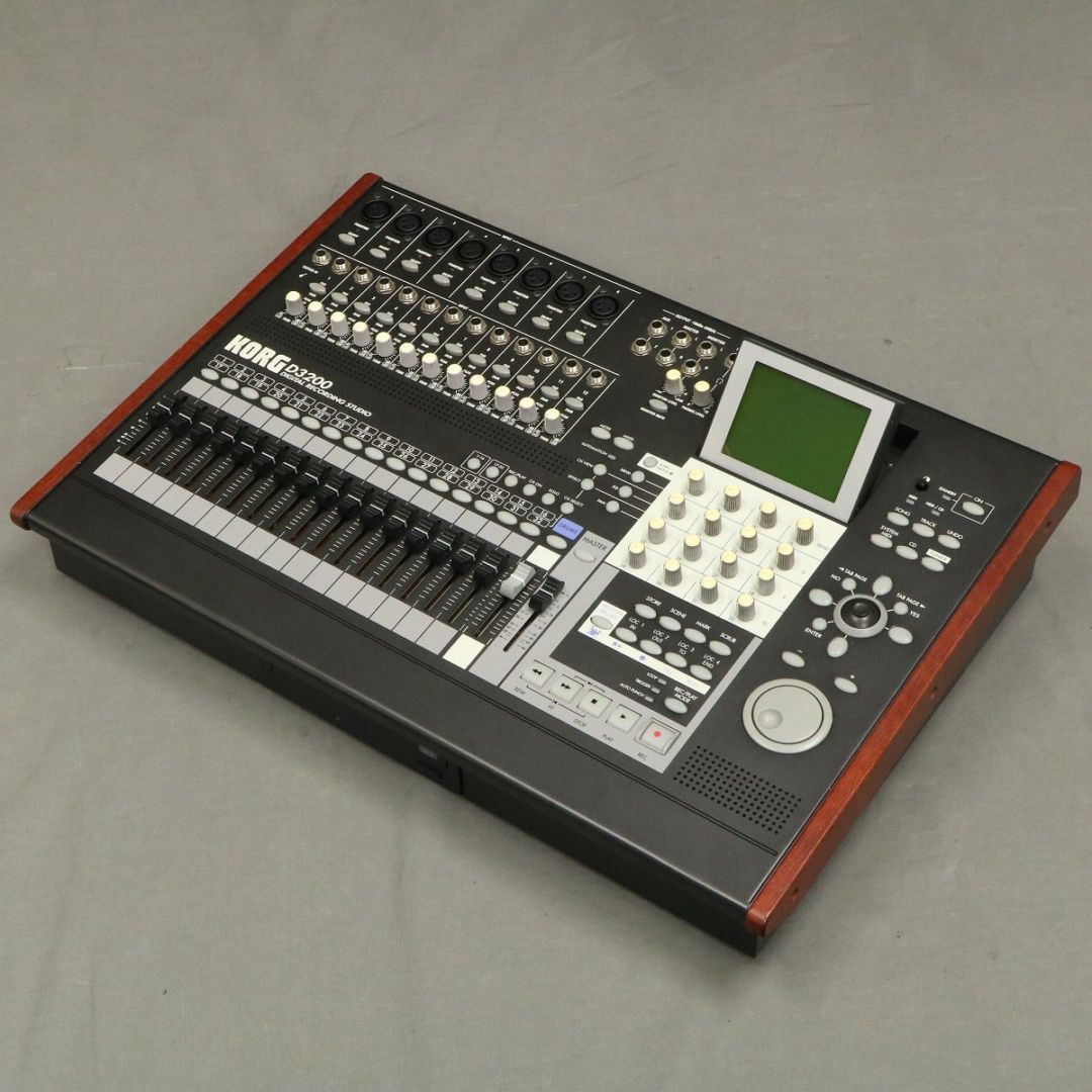美品 KORG D3200（ペダル、USBケーブル、ソフトケース付） 中古】 KORG / D3200 【御茶ノ水本店】 | ハードディスク | イシバシ楽器