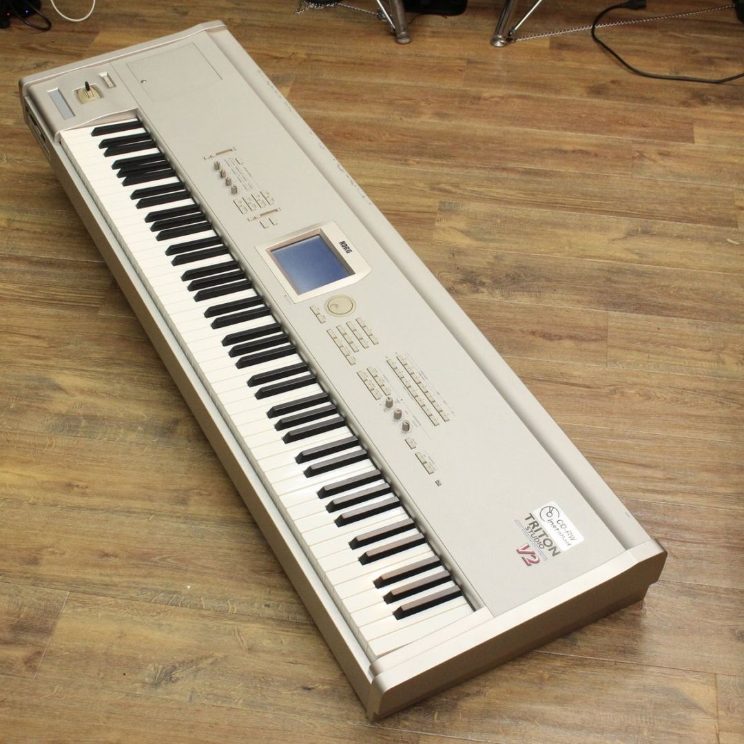 中古】 KORG / TRITON STUDIO 88 V2 【キーボードマート新宿】【新宿店