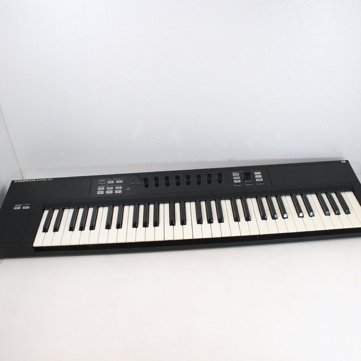 中古】NATIVE INSTRUMENTS / KOMPLETE KONTROL S61 Mk1 【渋谷店