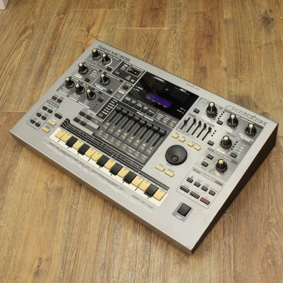 中古】 ROLAND / MC-505 groovebox 【キーボードマート新宿】【8/21