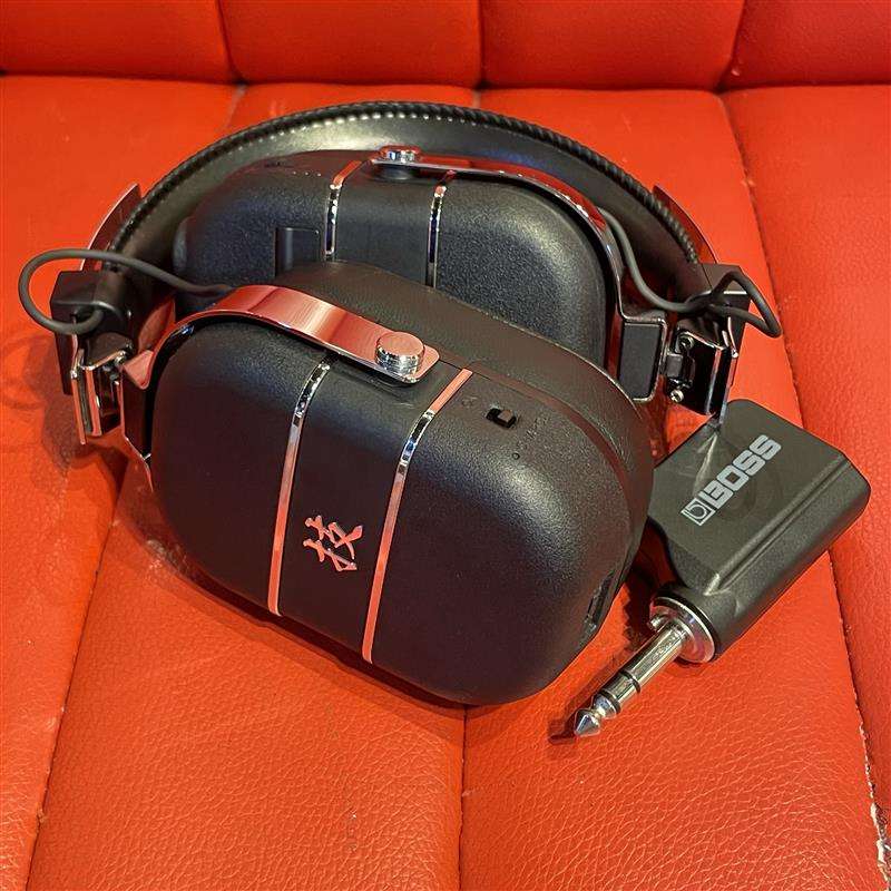 【中古】BOSS / WAZA-AIR Wireless Personal Guitar Amplification System 【御茶ノ水本店FINEST GUITARS】