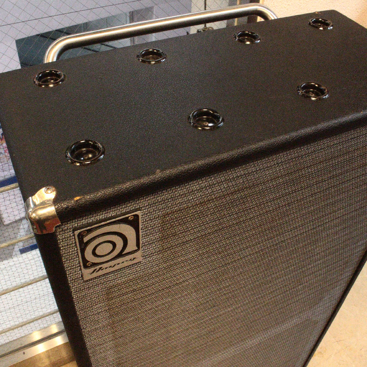 G Ampeg キャビネットSVT-810AV中古美品 Ampeg Heritage SVT-810AV