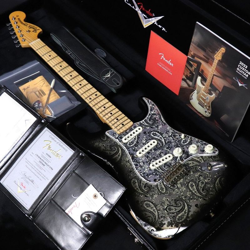 ストラトキャスタータイプ × FENDER CUSTOM SHOP × ブラック)の検索