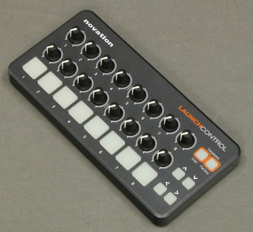 ユニバーサル　NOVA 12.4㎜　ラジアル　中古品 中古】 NOVATION / LAUNCH CONTROL 【御茶ノ水本店】 | MIDI