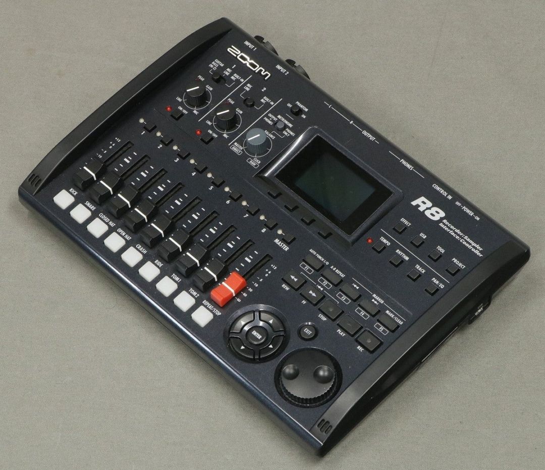 ZOOM R8 美品 SD32GB付 動作確認済 中古】 ZOOM / R8 【御茶ノ水本店】 | SDカード式 | イシバシ楽器
