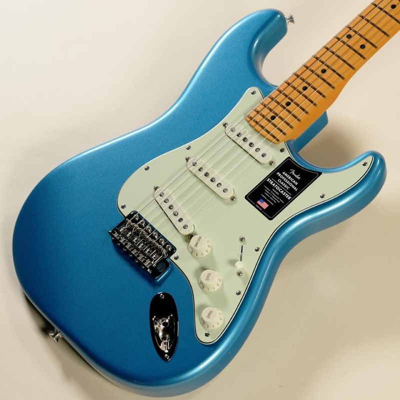FENDER USA STRATOCASTER (エレキギター × ブルー)の検索結果