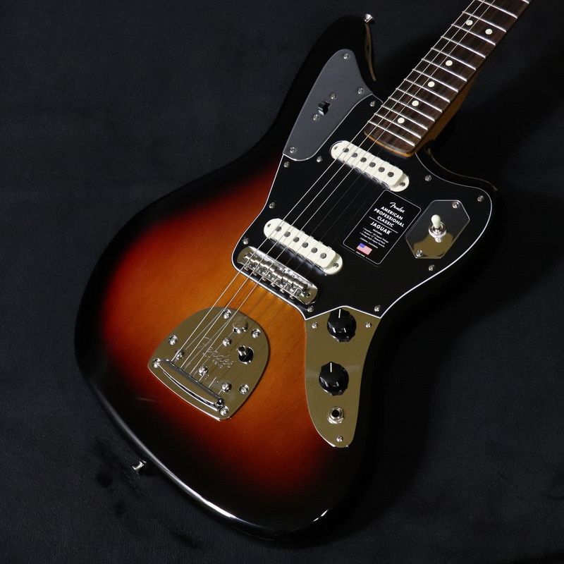 Fender / American Professional Classic Jaguar Rosewood Fingerboard 3-Color Sunburst 【店頭展示クリアランスセール】【梅田店】