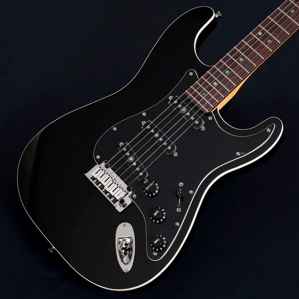 Fender / Made in Japan Limited Active Modern Stratocaster Rosewood