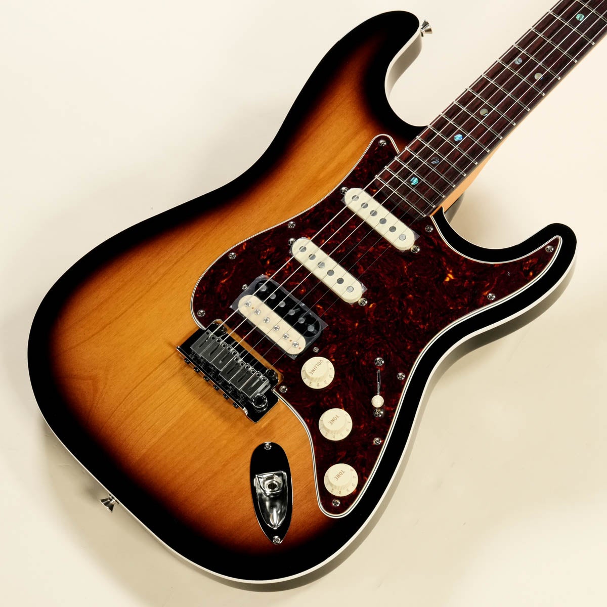 Fender / Made in Japan Limited Active Modern Stratocaster HSS