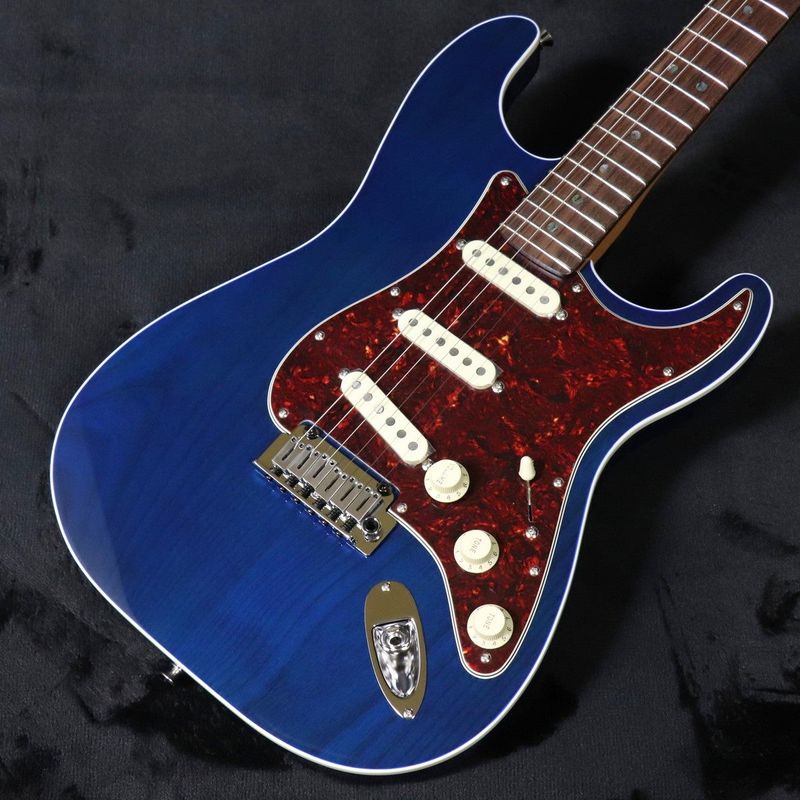 ストラトキャスタータイプ × FENDER MADE IN JAPAN × ブルー)の検索