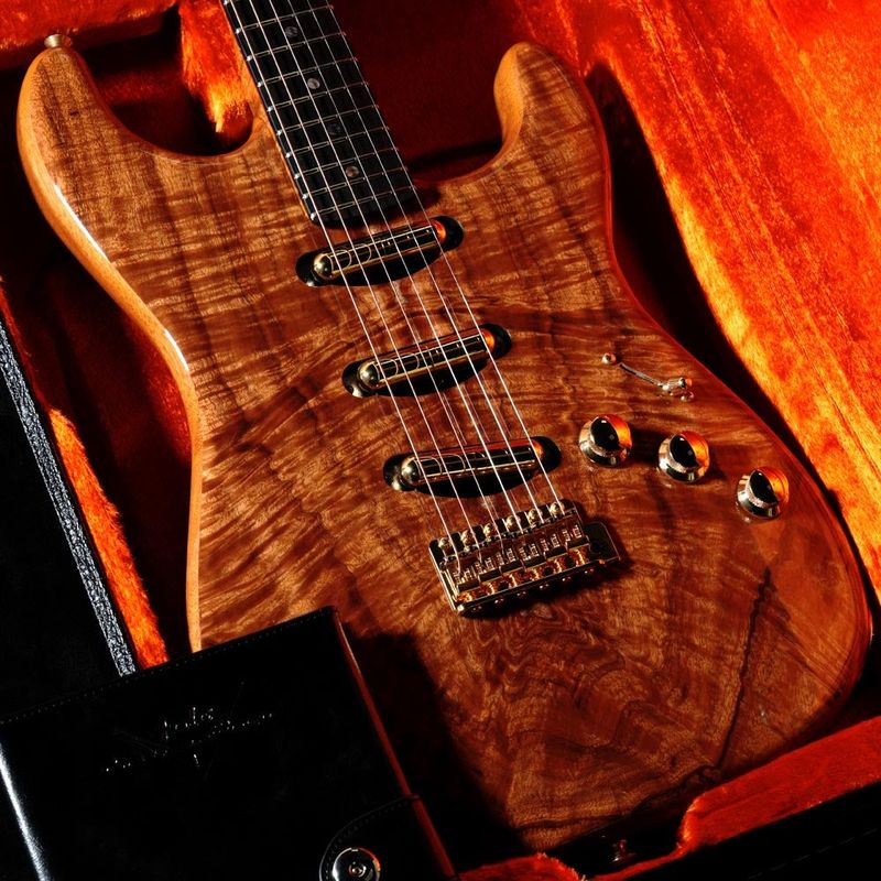 【中古】Fender Custom Shop / Master Built Koa Top Stratocaster NOS Natural by Kyle Mcmillin 【渋谷店】