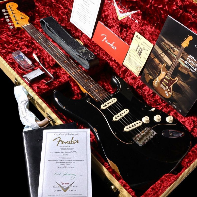 【中古】FENDER CUSTOM SHOP / 2017 Limited Edition Black Roasted Dual-Mag Stratocaster Relic Aged Black 【御茶ノ水本店】