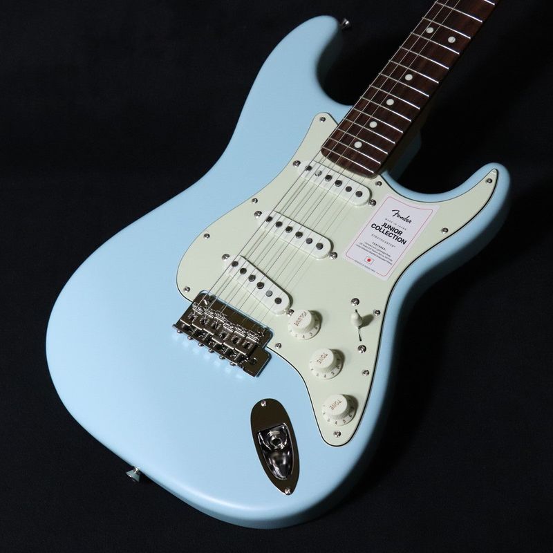 ストラトキャスタータイプ × FENDER MADE IN JAPAN × ブルー)の検索