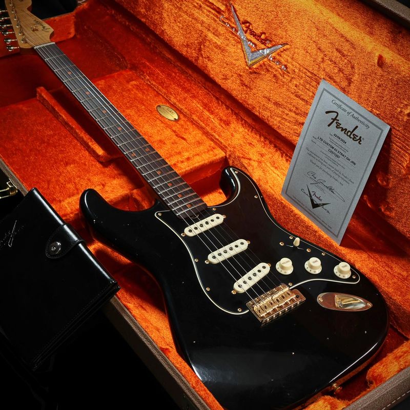 ストラトキャスタータイプ × FENDER CUSTOM SHOP × ブラック)の検索