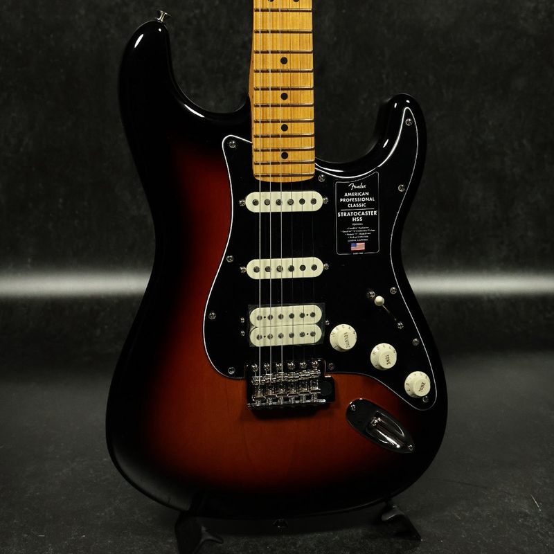 Sunburst (ストラトキャスタータイプ × FENDER 他3条件)の検索結果