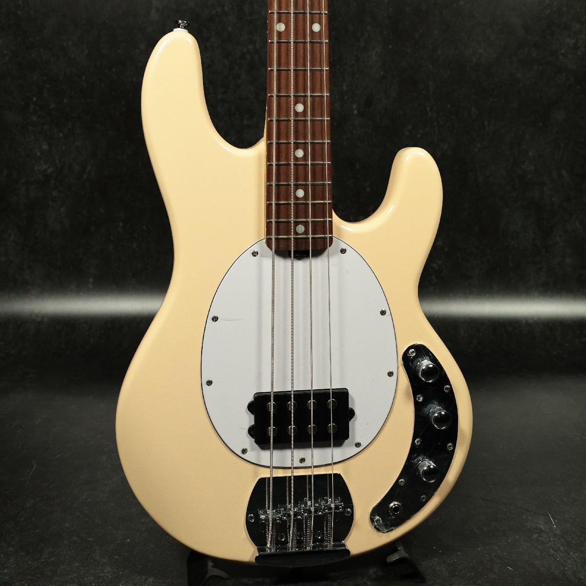 Sterling by Musicman / SUB Series Ray4 Vintage Cream 【S/N B211379