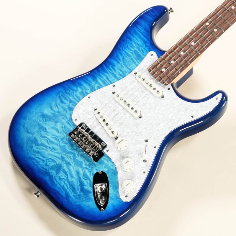 ブルーメタリックストラトキャスタータイプギター　フェンダー　ストラップ付 ストラトキャスタータイプ × FENDER MADE IN JAPAN × ブルー)の検索
