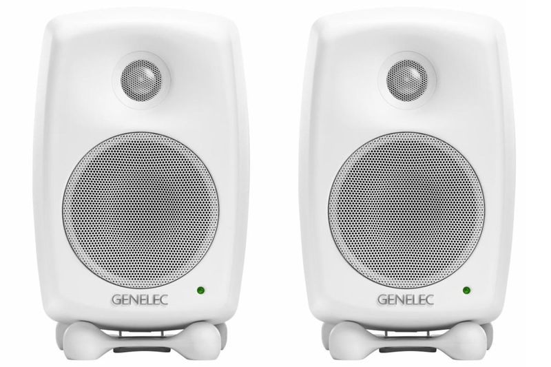 GENELEC ジェネレック / 8020DWM (ペア) スタジオ・モニター【お取り寄せ商品】【御茶ノ水本店】