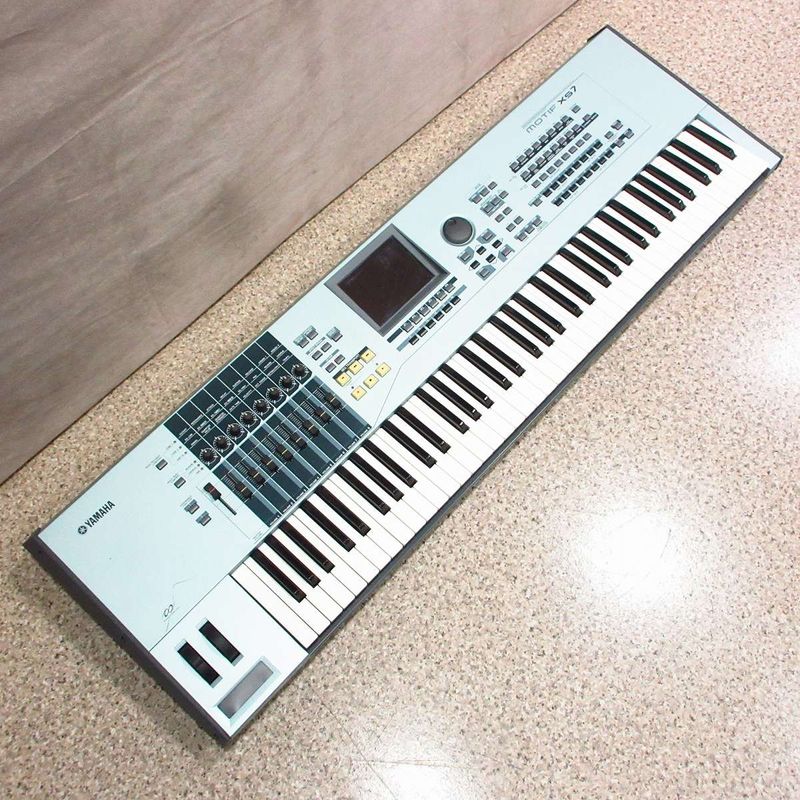 中古】YAMAHA / MOTIF XS7 
