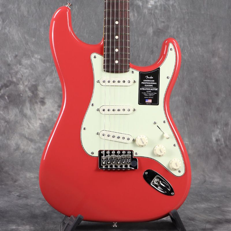 Fender / American Professional Classic Stratocaster Rosewood Fingerboard Faded Dakota Red フェンダー [USA製]【3.3kg】[S/N US25075840]