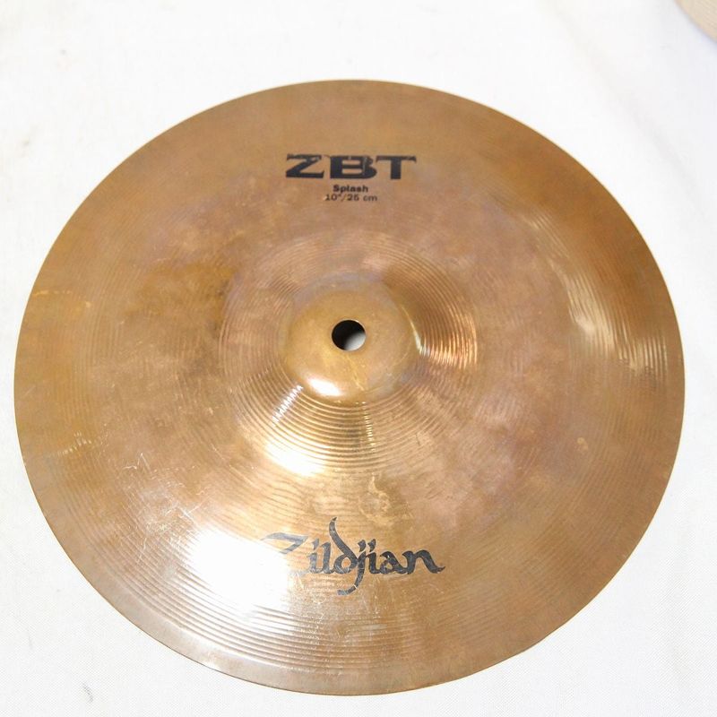 〇t823【中古】ZILDJIAN ジルジャン MEDHEAVY クラッシュ 18インチ