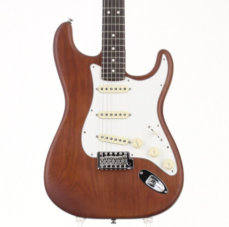 週末セール分解整備済みFender homage ストラトタイプ ワインバースト 中古】FENDER USA / American Performer Sassafras Stratocaster