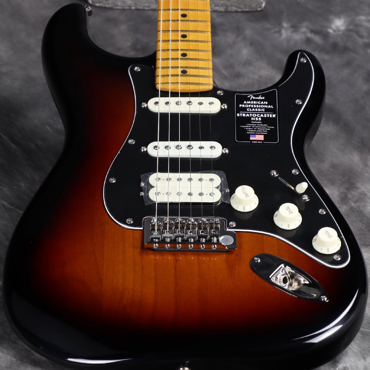 Fender / American Professional Classic Stratocaster HSS Maple