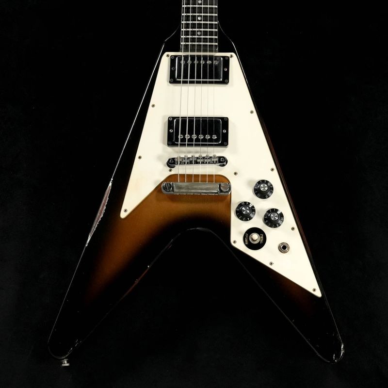 【Vintage】Gibson / 1981 Flying V Gold Burst 【渋谷店】《05VG》