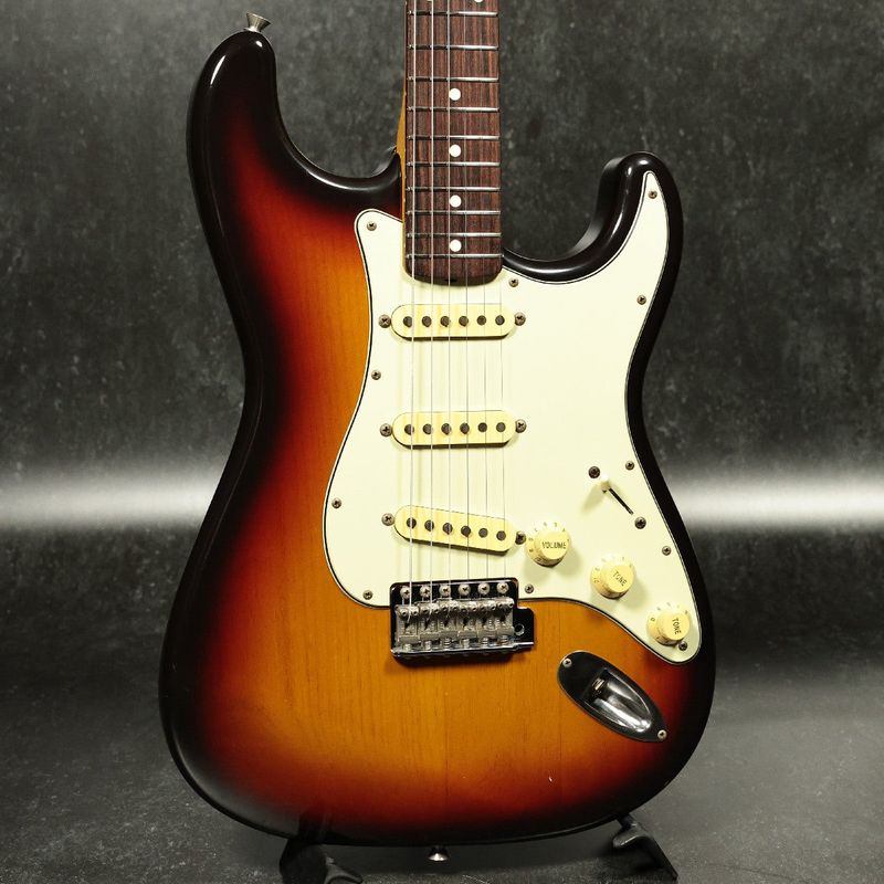 【値下げ】Fender Japan ST62 中古】Fender Japan / ST62-70 3 Tone Sunburst 【値下げ】【名古屋栄