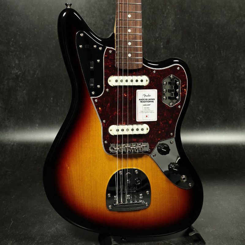 Fender / Made in Japan Traditional 60s Jaguar 3-Color Sunburst 【S