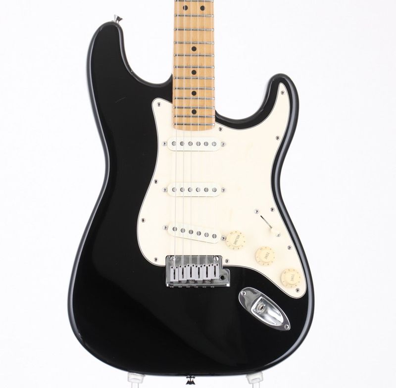 Fender American Standard ストラトキャスター ブラック 中古】FENDER USA / American Standard Stratocaster Black 【渋谷店