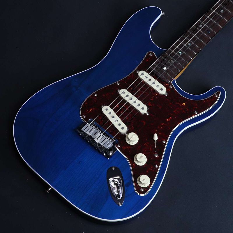 ストラトキャスタータイプ × FENDER MADE IN JAPAN × ブルー)の検索