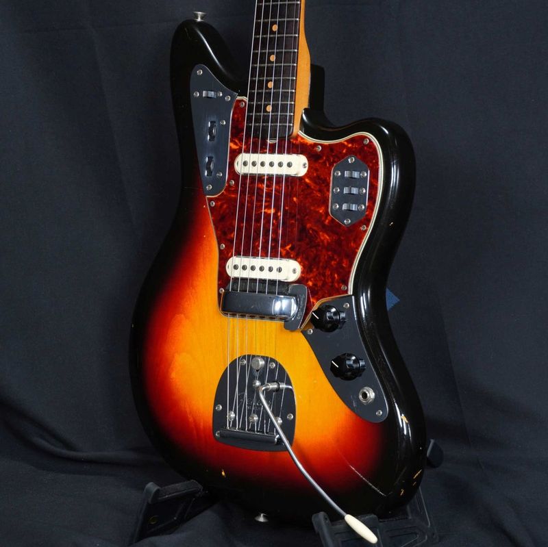 【中古】FENDER / 1963年製 Jaguar Sunburst 【Vintage】 【御茶ノ水本店FINEST GUITARS】