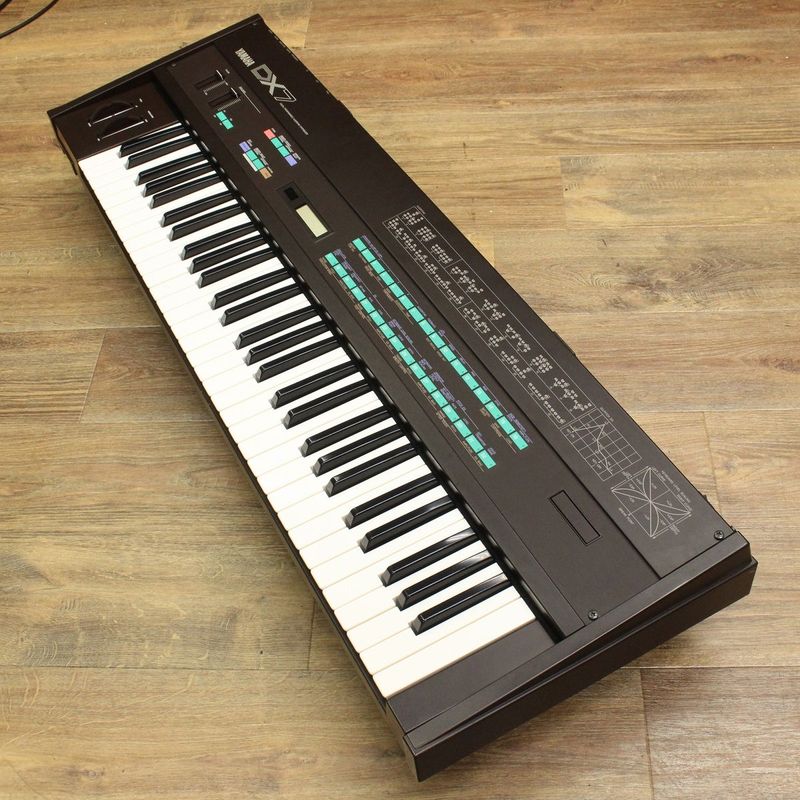 ☆超激レア YAMAHA DX7 デジタル シンセサイザー キーボード 61鍵盤 中古】 YAMAHA / DX7 【キーボードマート新宿】【新宿店】 | ～61鍵盤