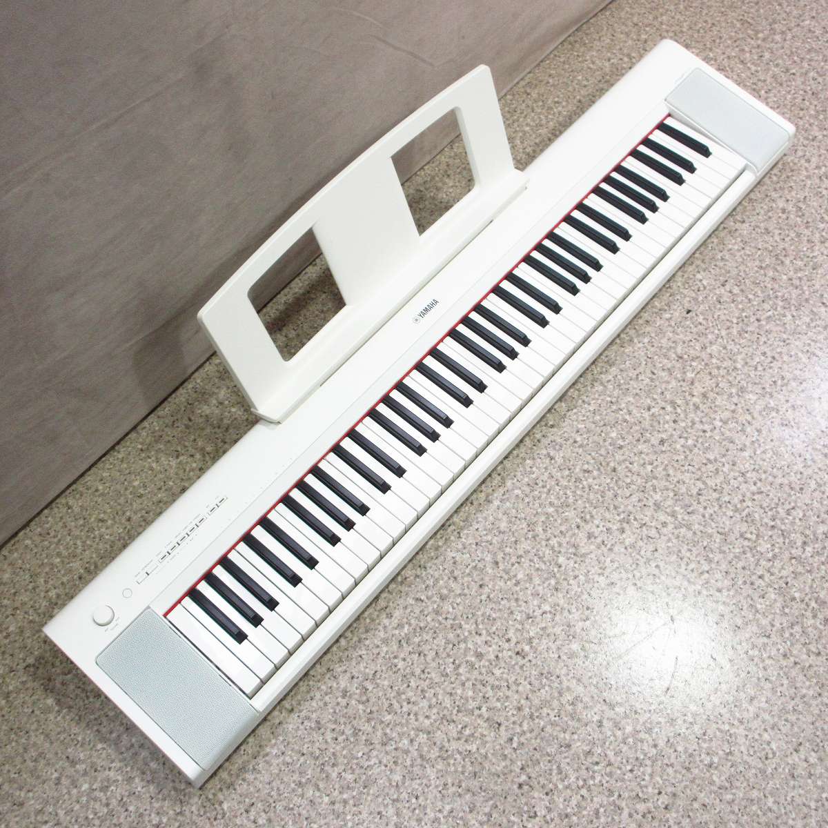 中古】YAMAHA / NP-35 スタイリッシュな76鍵盤キーボード 【横浜店