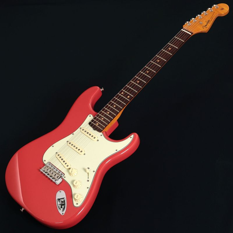 ストラトキャスタータイプ エレキギター　カラーレッド ストラトキャスタータイプ × FENDER × レッド)の検索結果 | ギター