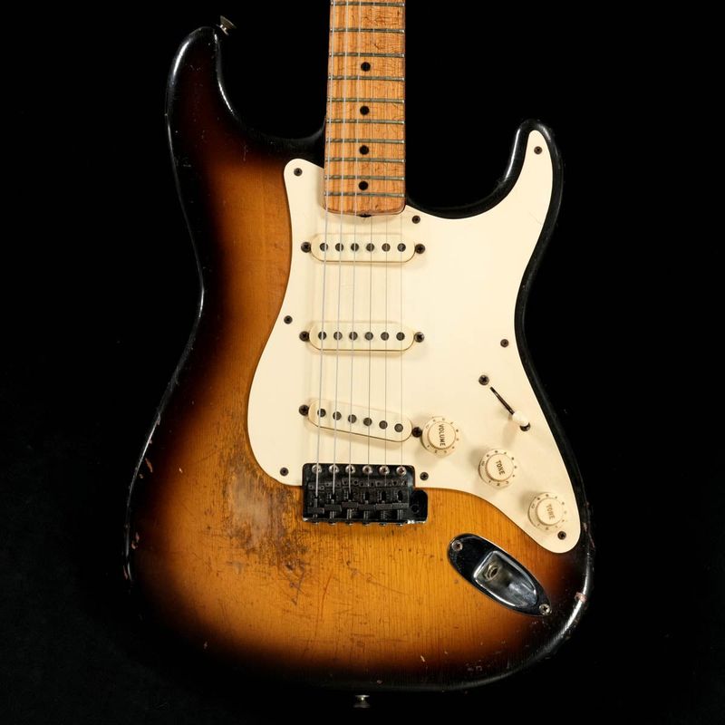 【Vintage】Fender / 1958 Stratocaster Sunburst 【渋谷店】《05VG》
