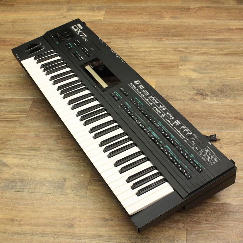 中古】 YAMAHA / DX7II-FD 【キーボードマート新宿】【新宿店】 | ～61