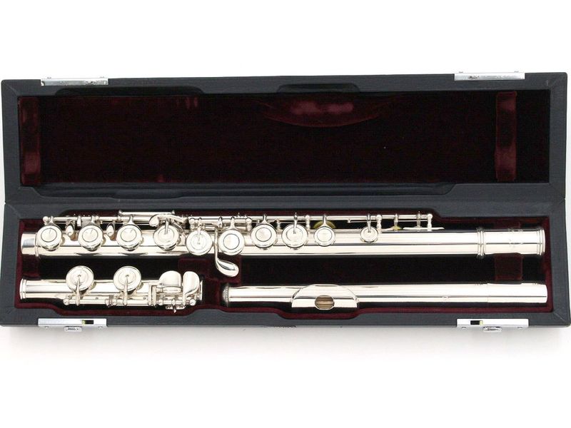 スン　総銀製YAMAHA YFL-61 フルート 本体 ケース付き 中古】YAMAHA / 総銀製フルート YFL-611II 全タンポ交換済み 【横浜店