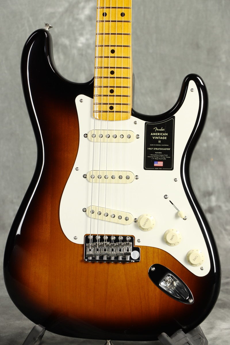 Fender / American Vintage II 1957 Stratocaster Maple Fingerboard 2
